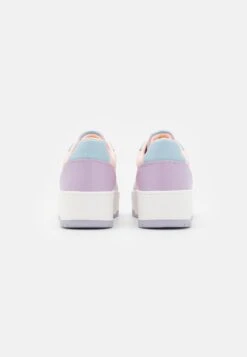 Even&Odd Trainers - Lilac -Even-Odd Store 87d5804ac7a34b11987f216e048c4e1b
