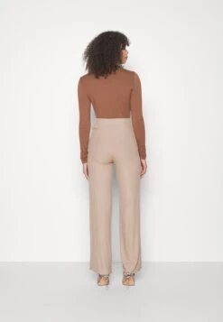 Trousers - Beige 7 Trousers - Beige -Even-Odd Store 8b33716384dd4b4299c3e387711d48b8