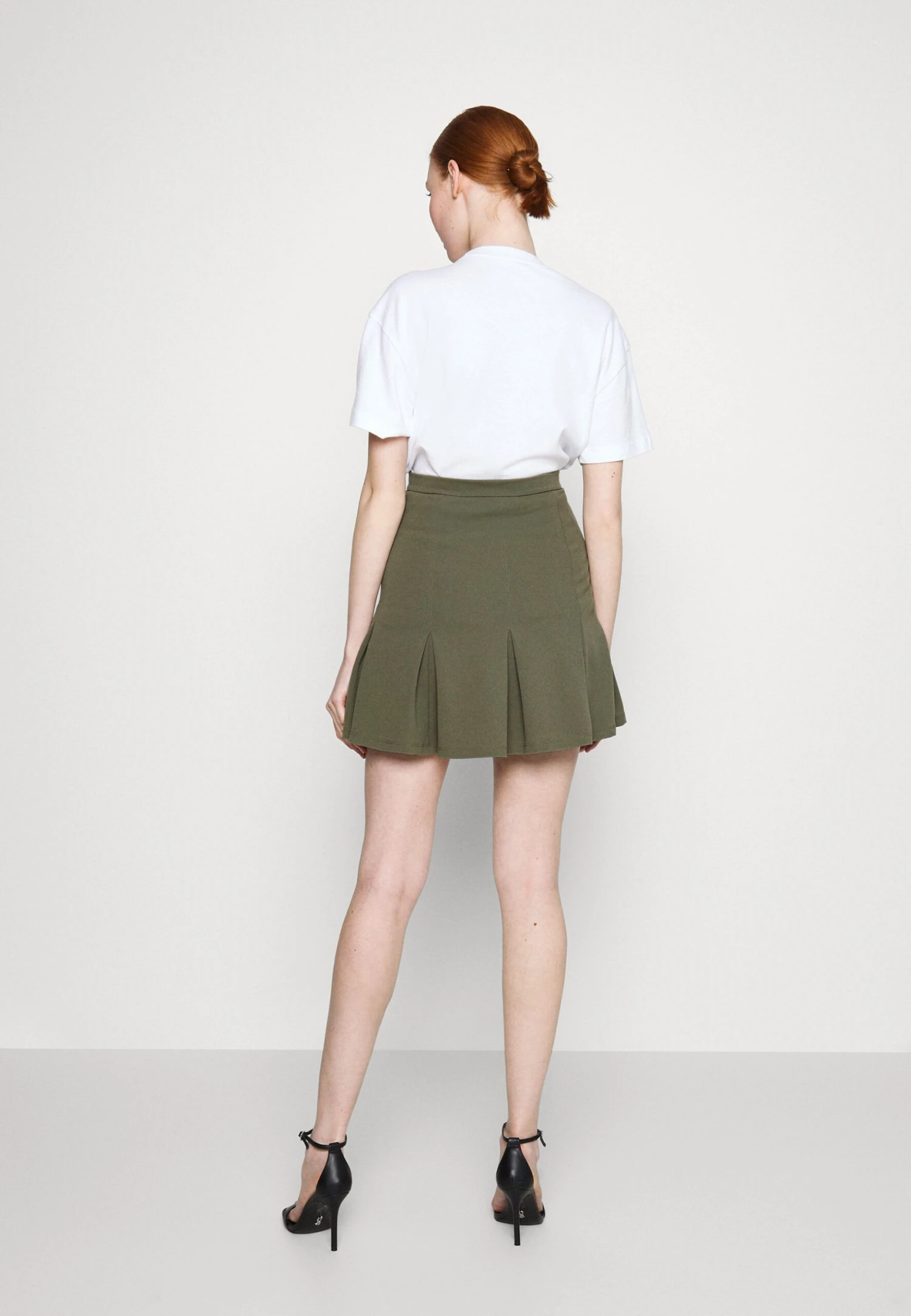 Even&Odd Mini Skirt -Khaki 3 Even&Odd Mini Skirt -Khaki - Image 3