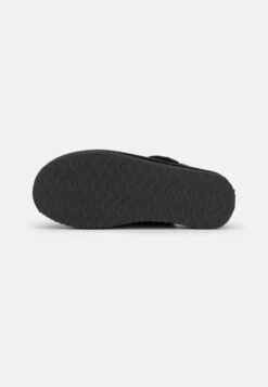 Even&Odd Platform - Slippers - Black -Even-Odd Store 940b6b4cdcf94bbfa6cc7d2dc66e6bd9