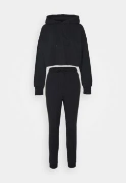 Set - Tracksuit - Black -Even-Odd Store 9676b79da71d48bea14f7395d31f5e1d