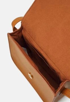 Even&Odd Across Body Bag - Cognac -Even-Odd Store 9c415da05dca42409fcb1c579e3d8362