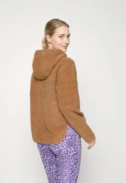 Fleece Jacket - Light Brown -Even-Odd Store 9f78421cb48e444dba184121659098fe