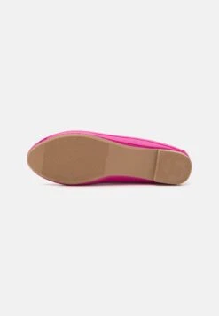 Ballet Pumps - Pink 10 Ballet Pumps - Pink -Even-Odd Store a50531e3bae04522b5d0fdeecff5dd62