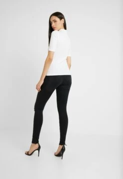 2Pack - Basic T-Shirt - White/Black -Even-Odd Store a5660727772f4db8aa19b8af515f6d01