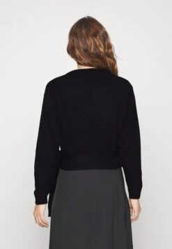 Cardigan - Cardigan -Even-Odd Store a96d479166fc449fa4f6f671e7cc9613