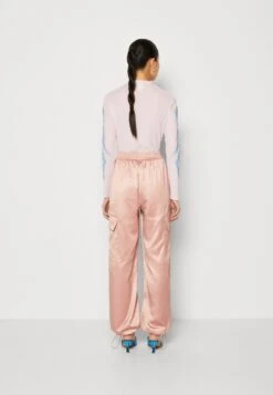 Even&Odd Cargo Trousers - Pink 8 Even&Odd Cargo Trousers - Pink -Even-Odd Store a9c42f56969e42a8839b0e3f039de924