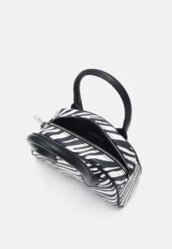 Even&Odd Across Body Bag - Black/White -Even-Odd Store ad70ec8320c24b03ba2c658baf19b343