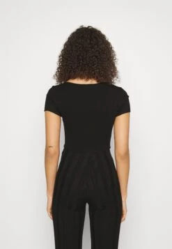 Print T-Shirt - Black 8 Print T-Shirt - Black -Even-Odd Store b2b457017e1c48dc976600d93999c621