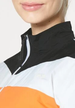 Cropped Training Jacket - Training Jacket - White -Even-Odd Store b8d992e3354a4b3287b67c41977cea45