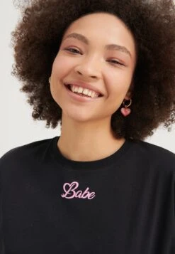 Even&Odd Basic T-Shirt - Basic T-Shirt 9 Even&Odd Basic T-Shirt - Basic T-Shirt -Even-Odd Store bbcbc38d0b0440a280bc79efce213395