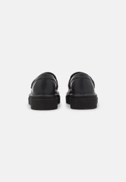 Even&Odd Slip-Ons - Black 9 Even&Odd Slip-Ons - Black -Even-Odd Store bd3bf0a182184c7f986512d648ce53c2