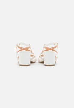Wide Fit - Sandals - White -Even-Odd Store bf754c0a4f28468e8f892602e514057f
