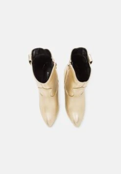 Even&Odd Classic Ankle Boots - Gold -Even-Odd Store c51966c0bfa04c049095f9e545dd0d4e