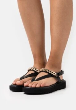 Even&Odd T-Bar Sandals - Black