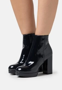 Even&Odd Platform Ankle Boots - Dark Blue