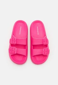 Even&Odd Pool Slides - Pink -Even-Odd Store cedb213c003b439e8da23d9cced54699