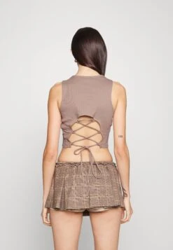 Even&Odd Top - Taupe 7 Even&Odd Top - Taupe -Even-Odd Store cf2e9f38957d4bf2874e6afcc786ec67