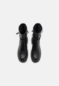 Even&Odd Lace-Up Ankle Boots - Black 11 Even&Odd Lace-Up Ankle Boots - Black -Even-Odd Store d919b1ee46064dc3be1f8edd1ec0bc06