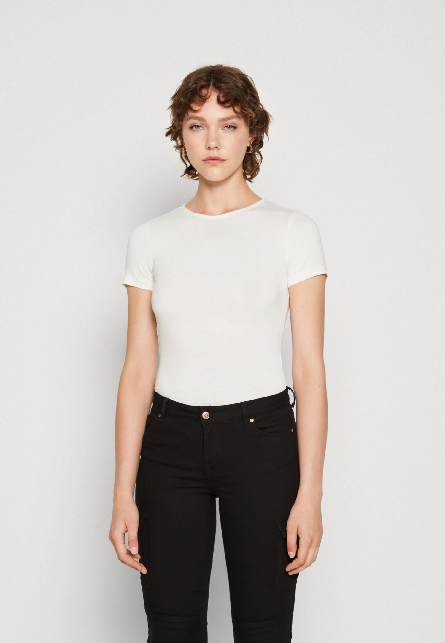 Even&Odd 2 Pack - Basic T-Shirt - White/Khaki 4 Even&Odd 2 Pack - Basic T-Shirt - White/Khaki - Image 4