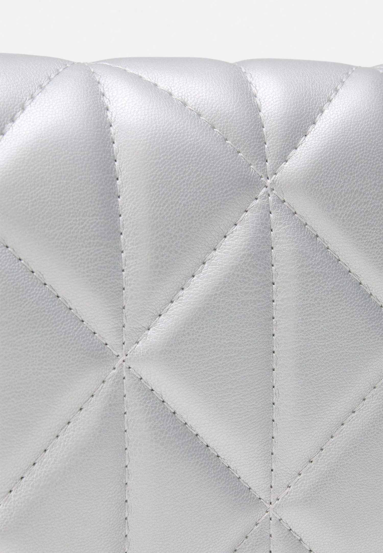 Even&Odd Clutch - Silver 4 Even&Odd Clutch - Silver - Image 4