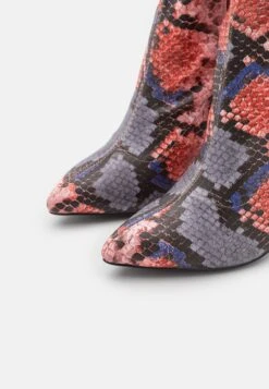 Even&Odd High Heeled Boots - Red 9 Even&Odd High Heeled Boots - Red -Even-Odd Store e2b399afa2a14f289d33f839df5ffcf2