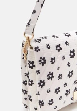 Even&Odd Handbag - Off-White -Even-Odd Store e69f5b4534214d838c6ccc0ba93c532f