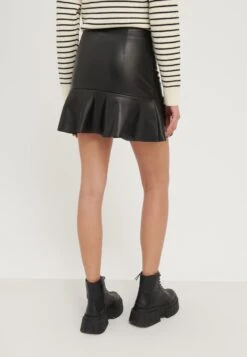 Even&Odd Leather Skirt - Black -Even-Odd Store f5836b52c62d43ec8d0c0b88469c21e7