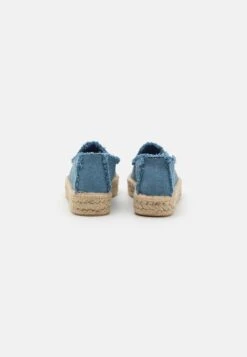 Even&Odd Slip-Ons - Blue 9 Even&Odd Slip-Ons - Blue -Even-Odd Store f5fa1c9974d040d98f4890e5d56bc311