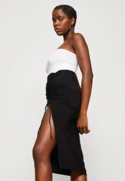 Even&Odd Pencil Skirt - Black -Even-Odd Store f7f8278a1b7745e9a1bbf3cfa0f5185c