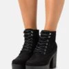 Lace-Up Ankle Boots - Black