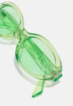 Even&Odd Sunglasses - Light Green 5 Even&Odd Sunglasses - Light Green -Even-Odd Store f8d5a37e131e42f49ccb611d4ff28b97