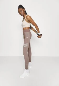 Seamless Power - Leggings - Taupe -Even-Odd Store f9628cc2123344628e52b645957122fd