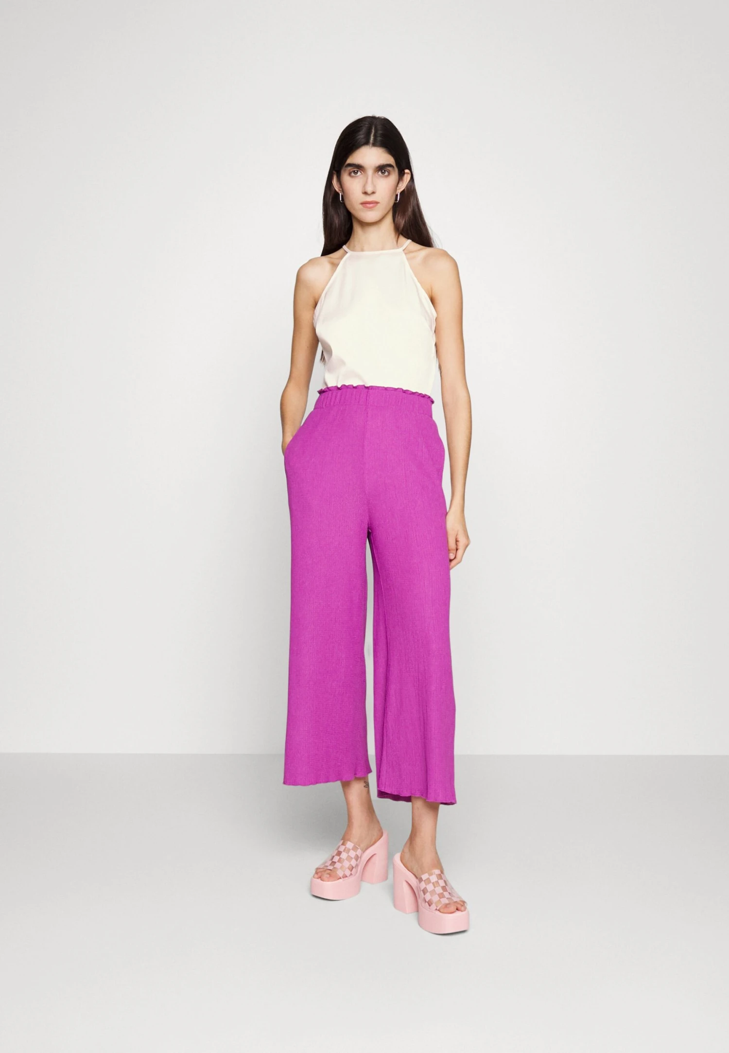 Even&Odd Top - Off White 2 Even&Odd Top - Off White - Image 2