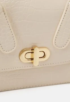 Even&Odd Across Body Bag - Off-White -Even-Odd Store fdfb7ad0d4b64e50a18cc50056857b53